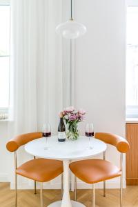 Apartament Warszawski Sznyt