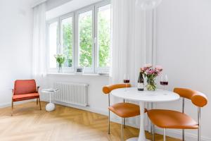 Apartament Warszawski Sznyt