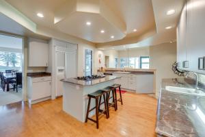 Expansive Sun Valley Home Close to Slopes!