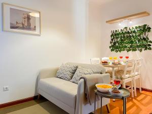 Cozy 3 Bedroom Apartment in Belem Lisbon 3 to 5 Guests