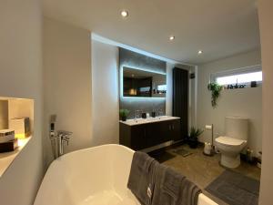 Modern Room in Cardiff, Wales