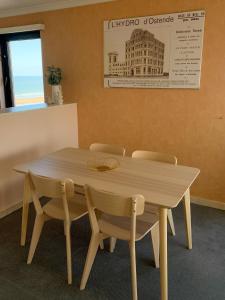 Hydro Seafront Apartment with Beach View and Free Parking