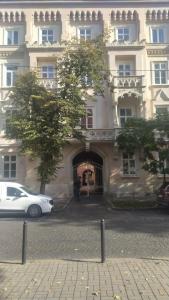 Апартаменти поруч з Палацом Потоцьких