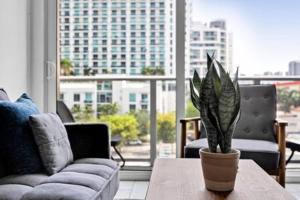 Modern 1BR Apt In Edgewater Free Parking