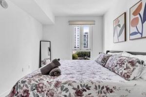 Modern 1BR Apt In Edgewater Free Parking