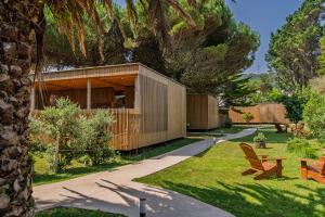 Cabanas Narea - 4-star hotels in Laxe