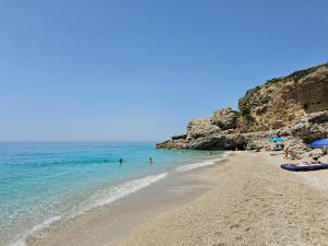 Everbright Seaside Serenity