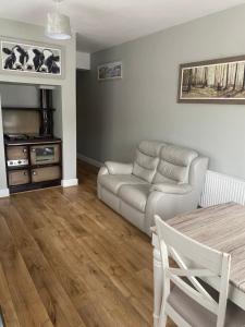 Careys Bar & Farmhouse Kilkenny Border