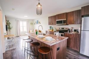 Cozy & Stylish Laneway suite