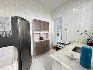 Guilhermina – apto pertinho da praia