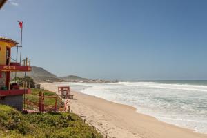 Casa pé na areia Praia Mole Surf, Natureza, Lagoa - Home Office