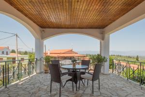 Villa Karpofora View