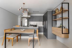 Apto 2 Quartos com Sacada Ed.Jardim Milano