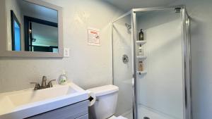 Studio Valentines Getaway 10m to Midtown#34B