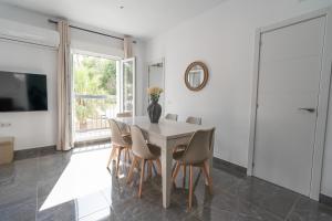 Apartamentos Áurea Casas del Sur