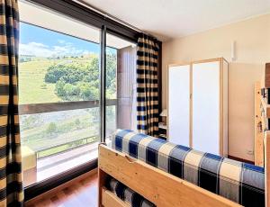 Appartements Residence Pegase - APPARTEMENT 3 PIECES 7 PERSONNES PISTES MAE-9854 : photos des chambres