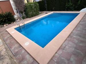 Spanish Pool vacation LFG