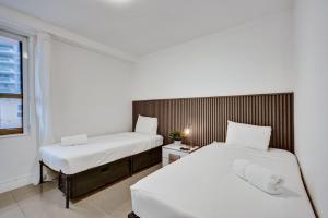 Oceanfront condo beach service 411