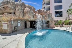 Oceanfront condo beach service 411