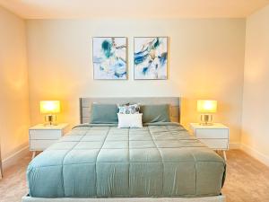 TR17328SB - Stylish 4BR - Private Pool - Sleeps 10