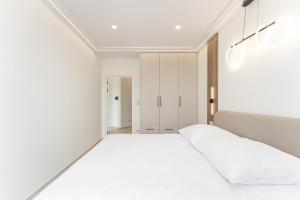 Panorama Baltica - Stylish 15th Floor Apartment with Rooftop Terrace near the Sea and Polsat Plus Arena Stadion Stadium FREE PARKING Gdansk Letnica