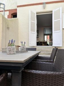 Rez de chaussée avec cour privée