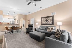 Homey Nature Escape - Sleeps 6