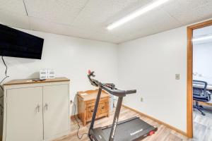 Walk to Dtwn Sault Ste Marie Updated Studio!