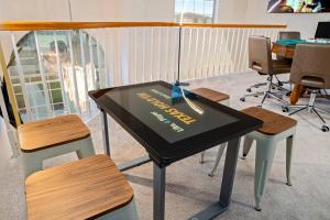 Luxury Villa - Waterfront 5BR with kayaks