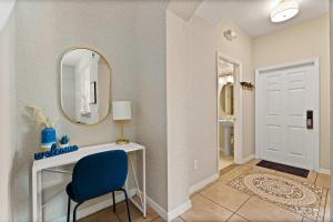 Elegant 3 BDR Townhome in Desirable Regal Palms