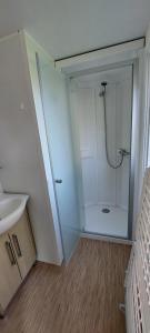 Mobil home 6 pers, dans Camping 4 Etoiles, 3ch, grande terrasse couverte