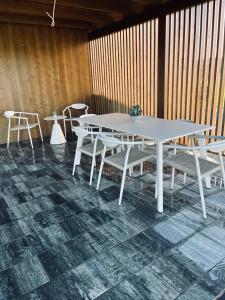 Osada Kaniówka - domki pod stokiem z sauna