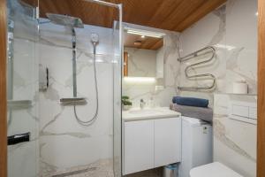 Cozy 2-bedroom apartment with sauna