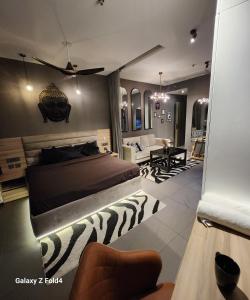 Euphoria 42nd floor by Rouge stays