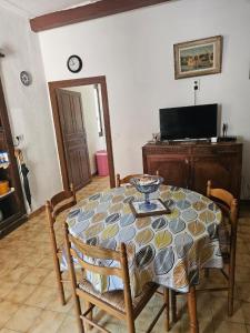 B&B / Chambres d'hotes Au village : Lit Simple dans Dortoir de 4 Lits