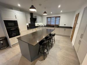 Exquisite large executive home