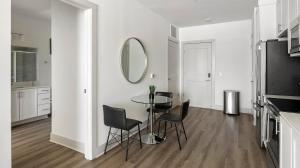 Landing Modern 1BD Clubhouse Gym