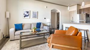 Landing Apartments - Shadow Glen