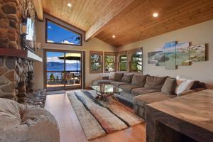 Shoreline Vista - Lake Views Near Hike & Bike