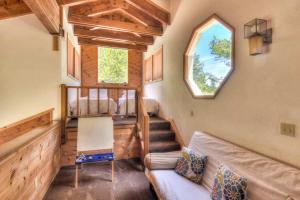 Northwoods Hangout Near Tahoe Donner