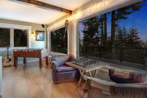 Carnelian Bay Getaway