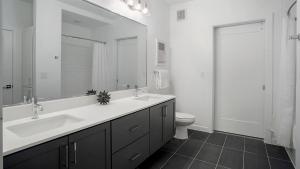 Landing Furnished Apartments - Lakeway