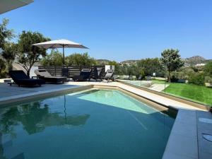 AVENTINE - Luxury Residences with Private Pools