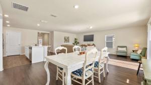 The Robins Nest - 3 BDR 15 Min to Downtown