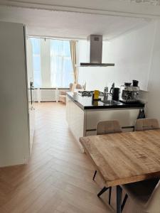 Canal House The Manor