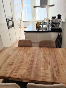 Canal House The Manor