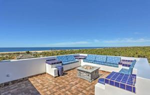 Ocean View Todos Santos Apt, Pool, and Beach Club!