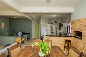 4 Quartos | A 250m da Praia do Grant | P238