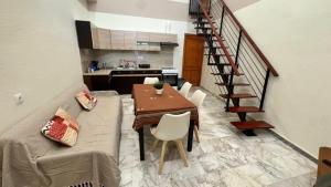 Kalamata Summer Central