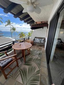 Casa De Emdeko Condo with Pool AC & Ocean Views